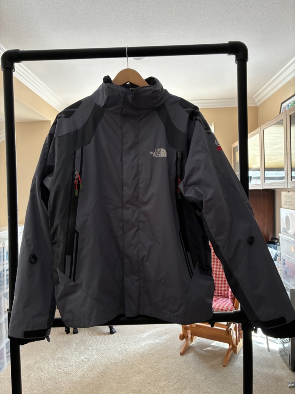 The North Face Men’s Gray & Charcoal Ski Jacket